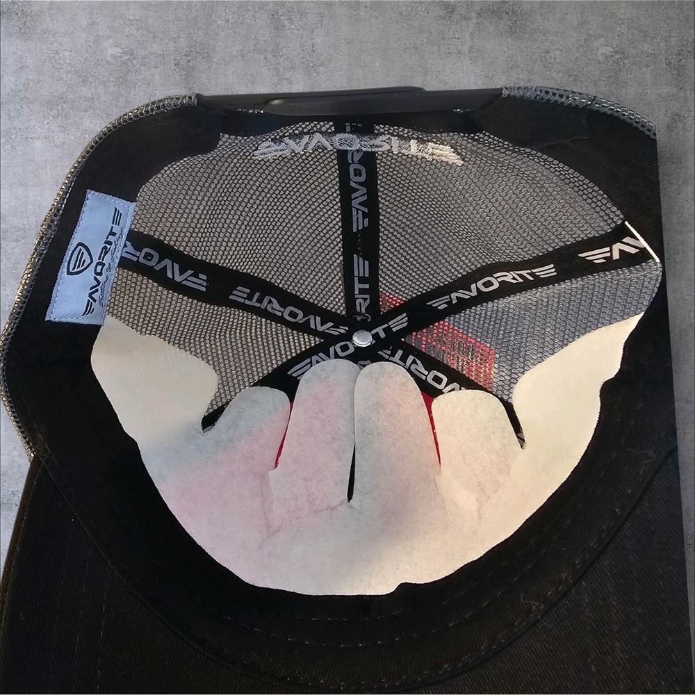 NWT Favorite‎ Future Of Fishing Red And Black Mesh Adjustable Baseball Hat - Picture 3 of 6